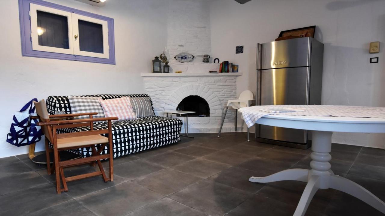 The Charming Beach House, Ideal For 4 To 5 People Ioulis Exteriör bild
